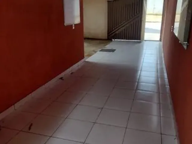 Imagem 3: Casa para Venda com 210 Metros Quadrados com 3 Quartos, Excelente Imóvel Já Habitada