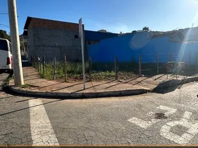 Imagem: Lote Comercial 240,5 M² no Bairro Jatobá
