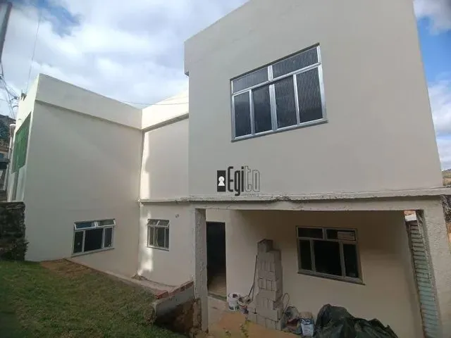 Imagem: Casa com 3 Dormitórios À Venda, por R$