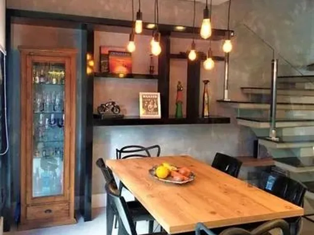 Imagem: A casa em condomínio possui 3 Dormitórios, 3 Banheiros, 2