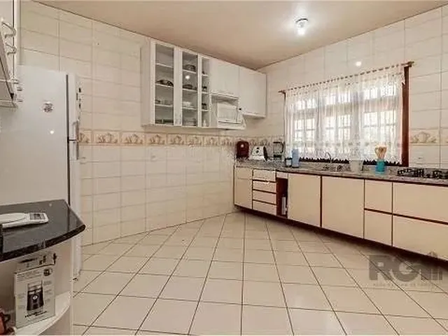 Imagem 5: Casa de 260M², Bairro Costa e Silva