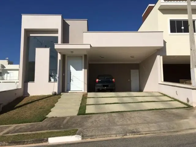 Imagem: Casa Térrea com 3 Suítes em Condomínio