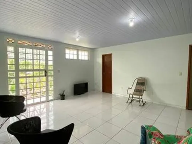 Imagem 14: Casa com 04 Suítes no Bairro Parque 10
