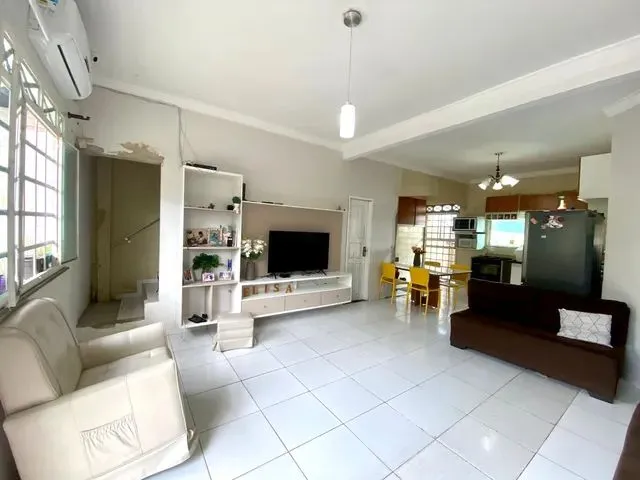 Imagem 8: Casa com 04 Suítes no Bairro Parque 10