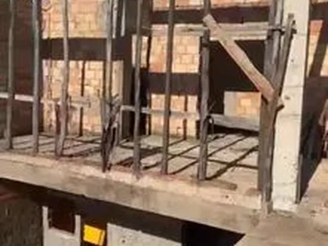 Imagem 4: Oportunidade Única Lote em Construção