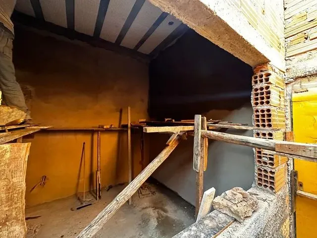 Imagem 3: Oportunidade Única Lote em Construção