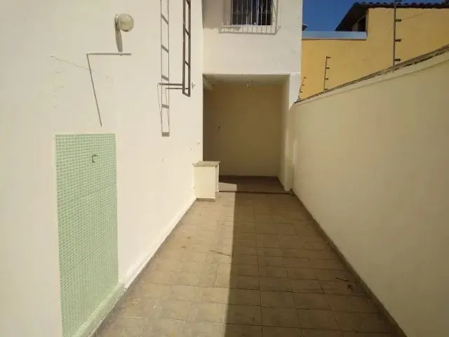 Imagem: Casa Geminada Aceito Carro