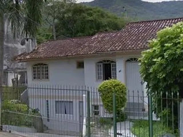Imagem: Casa Itacorubi 8 Quartos (Oportunidade!