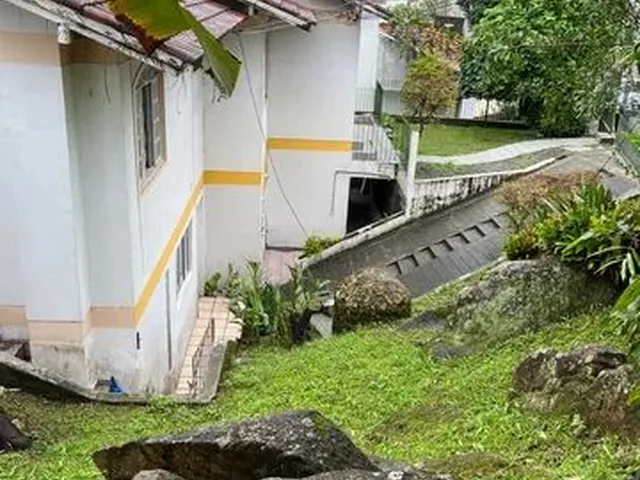 Imagem 2: Casa Itacorubi 8 Quartos (Oportunidade!
