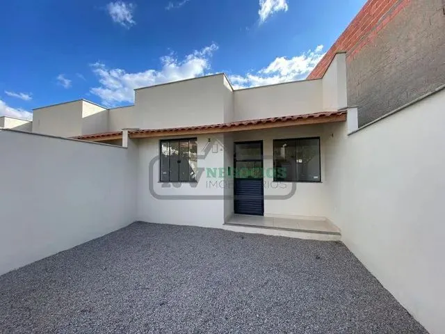 Imagem: )(- Ótima Casa Térrea com 2 Quartos Boa