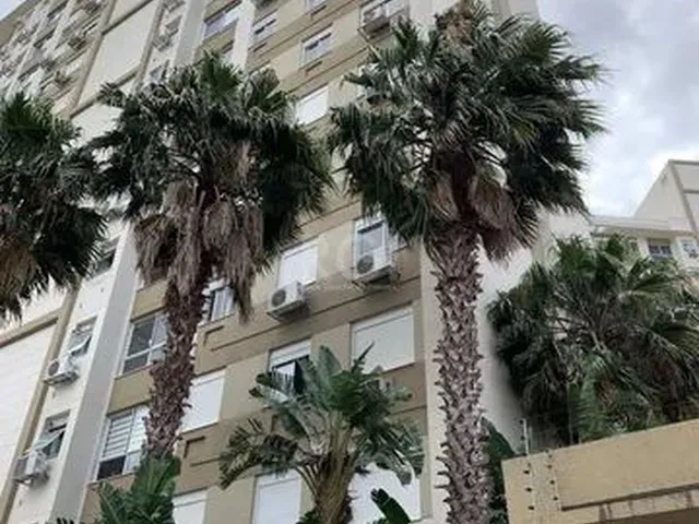 Imagem: O apartamento possui 3 Dormitórios, 1 Suíte, 2 Banheiros,