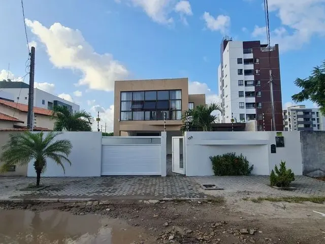 Imagem: Casa 4 Quartos no Jardim Oceania