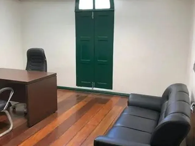 Imagem: Centro / Castelinho - Manaus 9 8 1 0 6 3