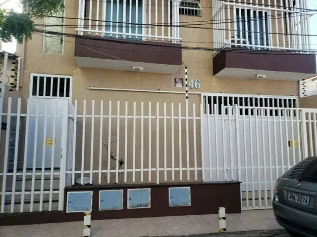 Imagem: Suite Mobiliada em Casa Compartilhada