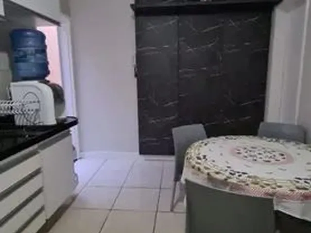 Imagem 3: Suite Mobiliada em Casa Compartilhada