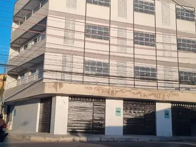 Imagem: Apartamento com 02 Quartos e Garagem para