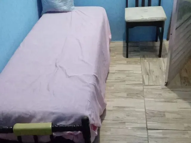 Imagem: Vendo Uma Casa 1/4 Sala na Liberdade por