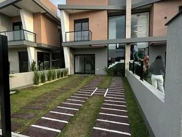 Imagem: Sobrado com 3 Dormitórios