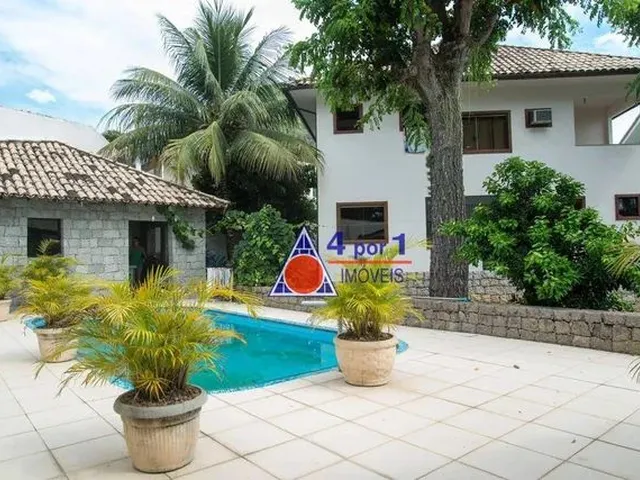 Imagem: Casa com 4 Dormitórios À Venda, 234 M²