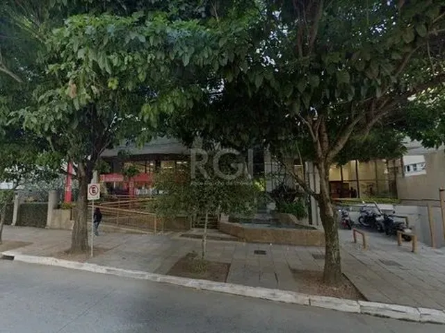 Imagem: Conjunto/Sala para Venda - 121.79M², 0