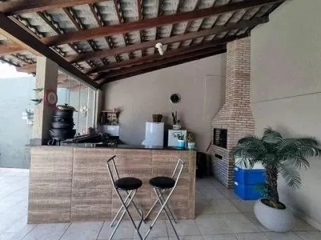 Imagem: Vendo Casa no Bairro Q. Das Flores