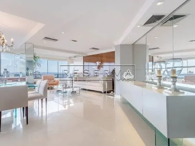 Imagem: Porto Alegre - Apartamento Padrão - Bela