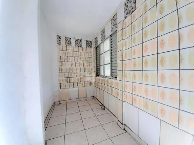 Imagem: Apartamento com 1 Dormitório, 27 M²