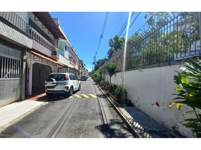 Imagem: Charmosa Casa Duplex com Terraço em Condomínio