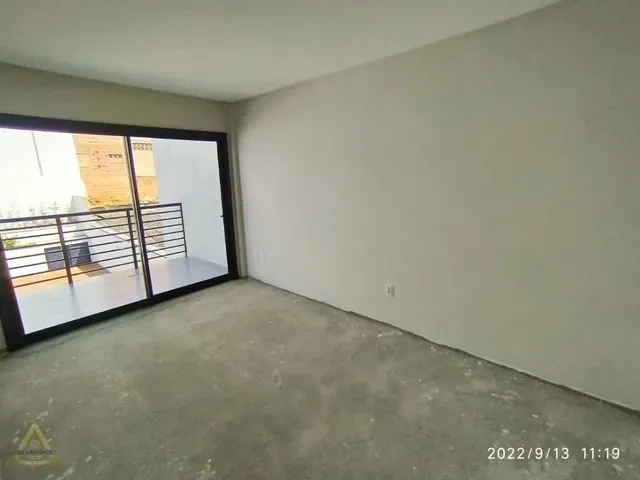 Imagem 1: Blumenau - Casa Padrão - Velha