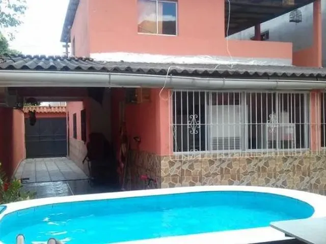 Imagem: Kr - Casa com Piscina em Itacibá
