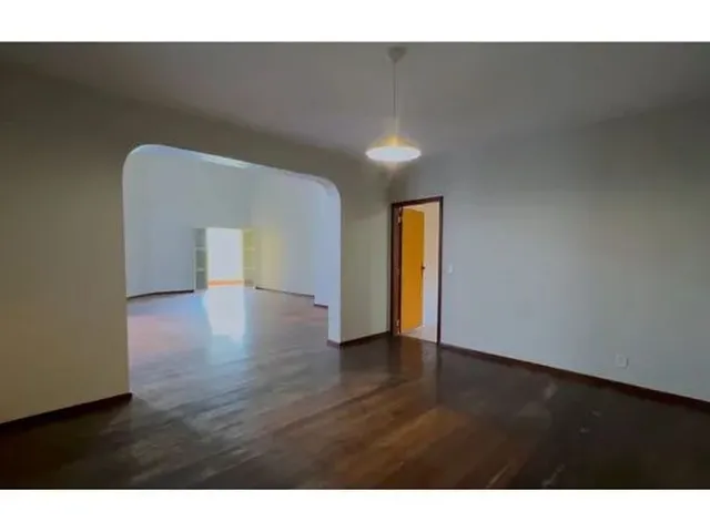 Imagem 9: Casa com 4 Quartos Sendo 2 Suítes 720 M2 Lago Norte