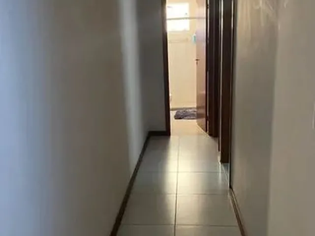 Imagem 3: Apartamento para Venda em Macaé, Granja dos Cavaleiros, 2 Dormitórios, 1 Banheiro, 2