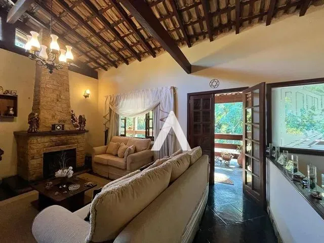 Imagem 16: Casa com 3 Quartos À Venda, 400 M² por R$ 850.000 - Parque do Imbui - Teresópolis/Rj