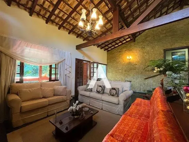 Imagem 10: Casa com 3 Quartos À Venda, 400 M² por R$ 850.000 - Parque do Imbui - Teresópolis/Rj