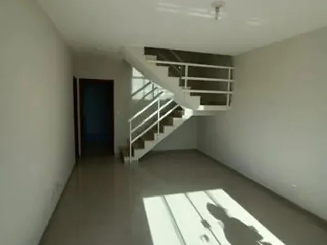 Imagem 9: Casa para Venda em Macaé, Granja dos Cavaleiros, 3 Dormitórios, 1 Suíte, 3 Banheiros