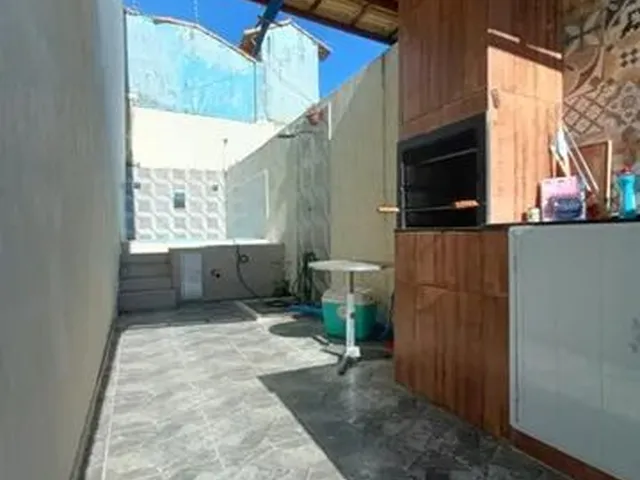 Imagem 2: Casa para Venda em Macaé, Granja dos Cavaleiros, 3 Dormitórios, 1 Suíte, 3 Banheiros