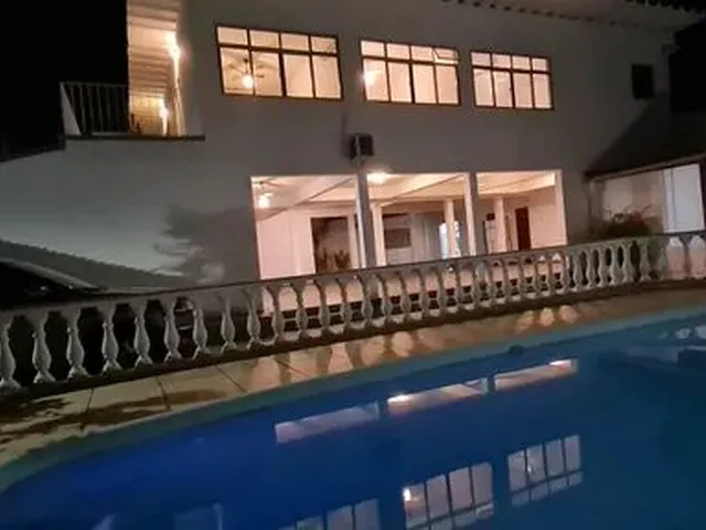 Imagem 1: Vendo Casarão na Praça Seca