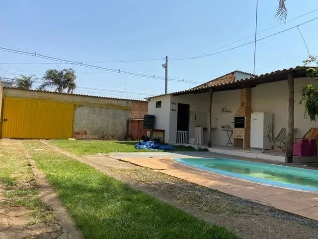 Imagem: Excelente Casa com Piscina, 3 Quartos com
