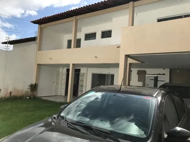 Imagem: Vendo Linda Casa com 4 Qtos (S 03 Suítes)