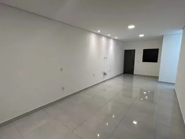 Imagem 6: Casa para Venda em Barcelona com Sinal de 28K