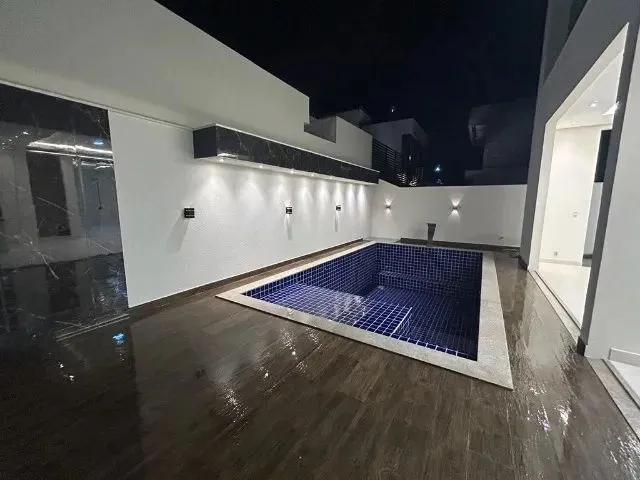 Imagem: Casa no Passaredo com 4 Suítes / Piscina