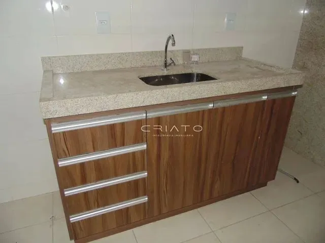 Imagem: Apartamento com 2 Dormitórios À Venda