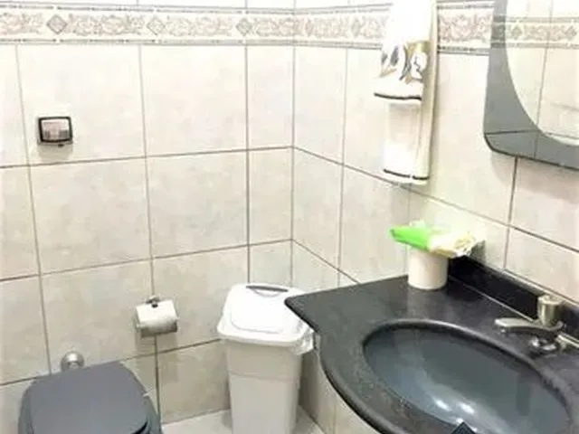 Imagem 7: Sobrado com Piscina À Venda, com 470 M², Bairro Bosque da Saúde, Próximo À Avenida