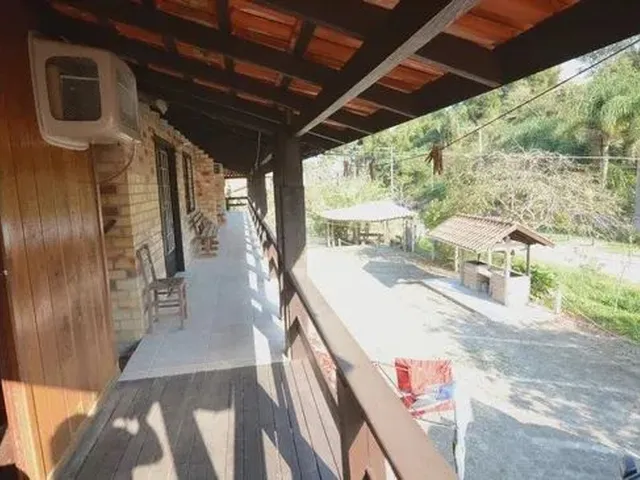 Imagem 8: Pousada - Residencial para Venda com 8 Quartos com Suíte e Casa com 3 Quartos