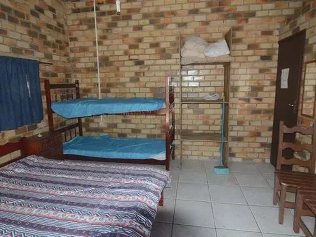 Imagem 11: Pousada - Residencial para Venda com 8 Quartos com Suíte e Casa com 3 Quartos
