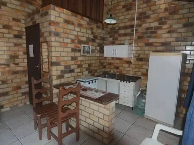 Imagem 2: Pousada - Residencial para Venda com 8 Quartos com Suíte e Casa com 3 Quartos