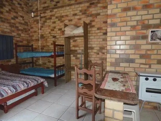 Imagem 4: Pousada - Residencial para Venda com 8 Quartos com Suíte e Casa com 3 Quartos