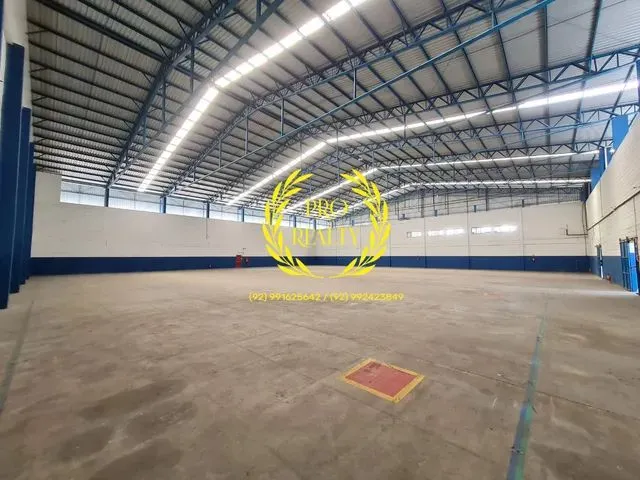 Imagem 2: Galpão com Habite-Se Avcb 2,400 M² , Docas , Pátio - Coroado