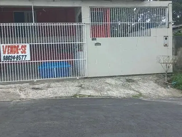 Imagem: Vendo Casa no Parque 10, Prox. A Av. Das