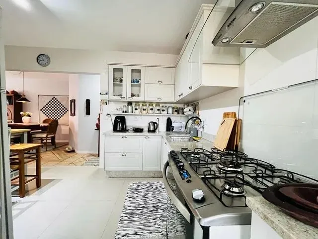 Imagem 2: Apartamento para Venda com 3 Dormitórios na Trindade - Florianópolis - Sc